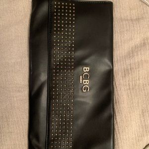 BCBG clutch